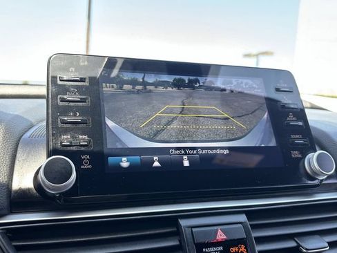 Used 2022 Honda Accord Sport image 23