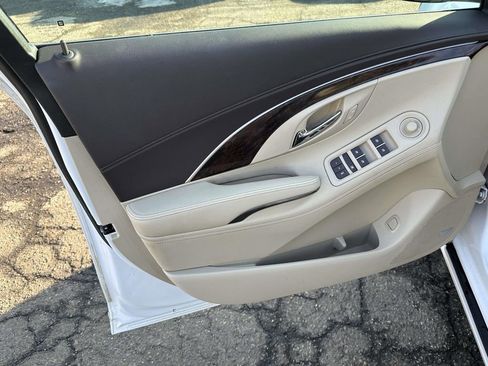 Used 2015 Buick LaCrosse Leather w/ Experience Buick Package image 17