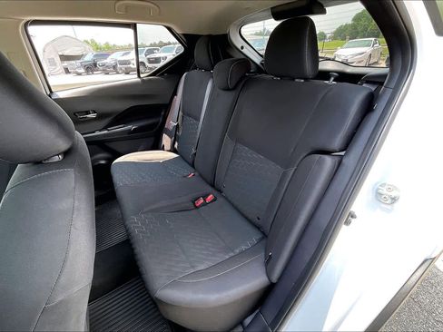 Used 2023 Nissan Kicks SV FWD image 19