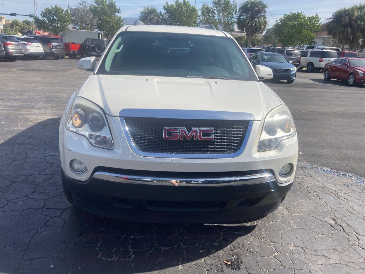 Used 2011 GMC Acadia SLT FWD image 4