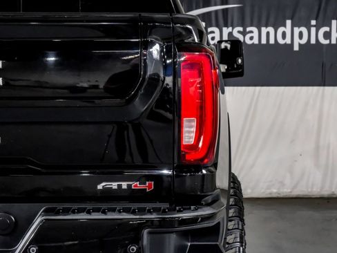 Used 2020 GMC Sierra 2500 AT4 w/ AT4 Preferred Package AWD/4WD image 43