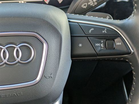 Used 2020 Audi Q8 Premium w/ Black Optic Package image 11