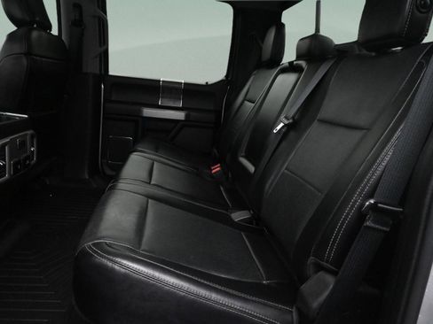 Used 2018 Ford F250 Lariat w/ Lariat Ultimate Package AWD/4WD image 16