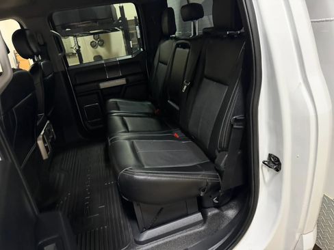 Used 2020 Ford F350 4x4 Crew Cab DRW Super Duty image 45