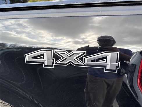 Used 2023 Ford F150 Lariat w/ Equipment Group 502A High image 10