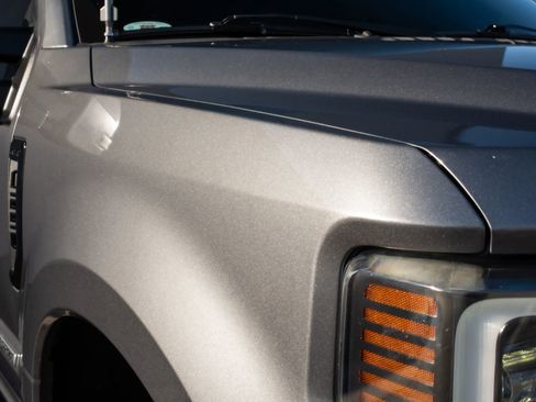 Used 2022 Ford F250 Lariat w/ Black Appearance Package image 31