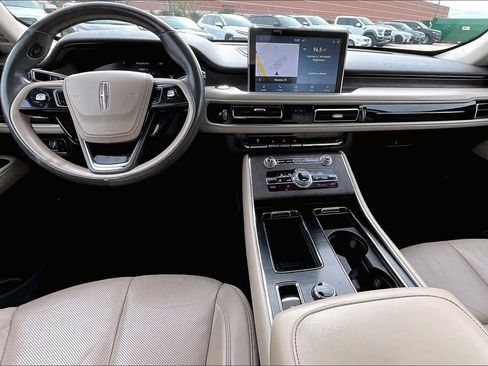 Used 2020 Lincoln Aviator Reserve image 14