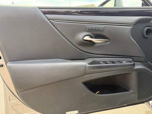 Used 2021 Lexus ES 250 w/ Premium Package AWD/4WD image 5