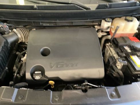 Used 2021 Buick Enclave Essence w/ Sound and Sites Package AWD/4WD image 20