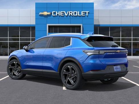 New 2026 Chevrolet Equinox EV LT image 3