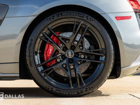 Used 2022 Audi R8 V10 performance AWD/4WD image 9