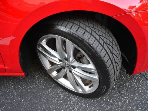 Used 2015 Volkswagen Golf SEL FWD image 43