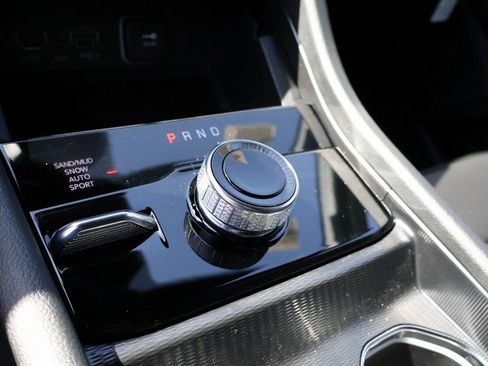 New 2025 Jeep Grand Cherokee L Limited w/ Luxury Tech Group II image 38