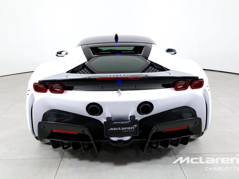Used 2022 Ferrari SF90 Stradale AWD/4WD image 7