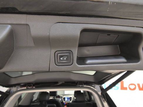 Used 2023 GMC Acadia SLT w/ Preferred Package AWD/4WD image 38