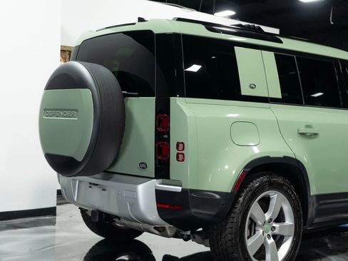 Used 2023 Land Rover Defender 110 75th Limited Edition image 9