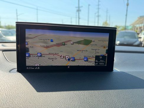 Used 2017 Audi Q7 2.0T Premium Plus w/ Premium Plus Package AWD/4WD image 46