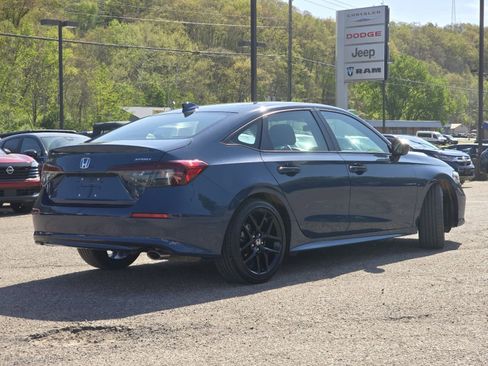 Used 2025 Honda Civic Sport image 16