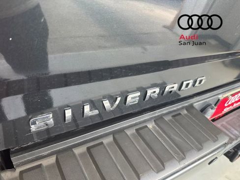 Used 2018 Chevrolet Silverado 1500 LT w/ Texas Edition image 39