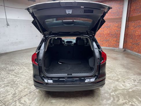 Used 2023 GMC Terrain SLT w/ Elevation Edition AWD/4WD image 26