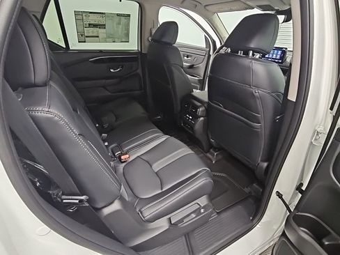 New 2025 Honda Pilot EX-L image 36