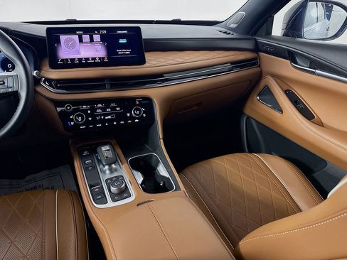 Used 2025 INFINITI QX60 Autograph w/ Cargo Package image 29