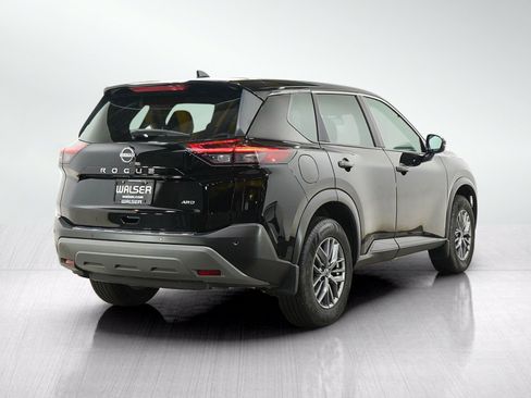 Used 2022 Nissan Rogue S AWD/4WD image 6