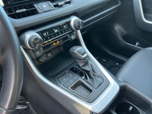 Used 2023 Toyota RAV4 XLE Premium image 35