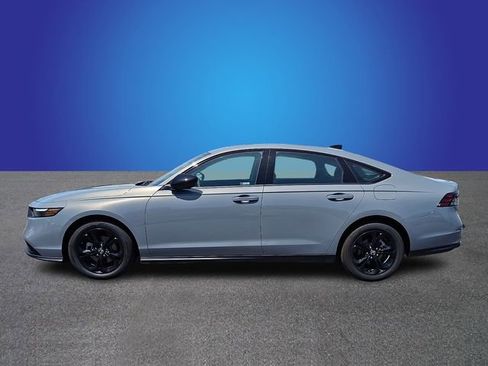 Used 2025 Honda Accord SE image 6