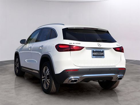 New 2026 Mercedes-Benz GLA 250 4MATIC image 7