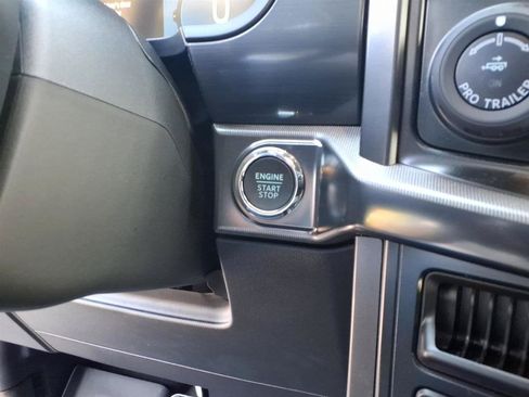 Used 2025 Ford F150 Lariat w/ Equipment Group 501A Mid AWD/4WD image 9