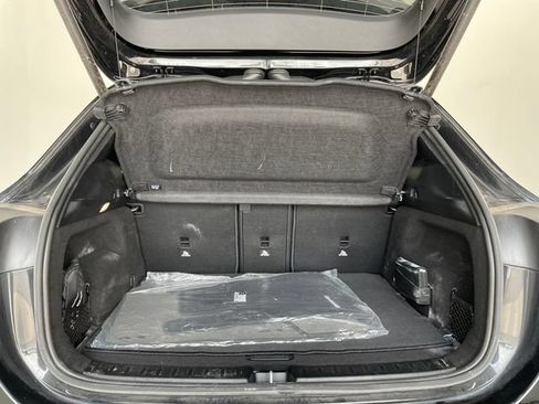 Used 2023 Mercedes-Benz GLA 250 image 8