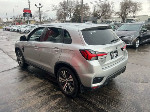 Used 2022 Mitsubishi Outlander Sport ES image 5