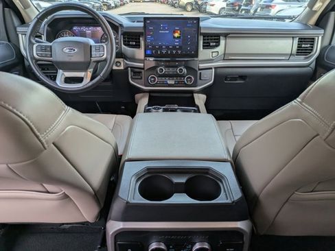 Used 2024 Ford Expedition Max XLT image 20