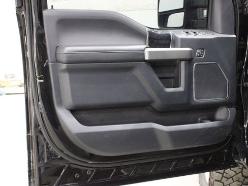 Used 2022 Ford F350 Platinum w/ FX4 Off-Road Package AWD/4WD image 18