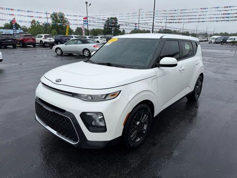 Used 2021 Kia Soul S FWD image 9