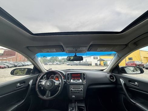 Used 2009 Nissan Maxima 3.5 SV w/ Sport Pkg FWD image 11