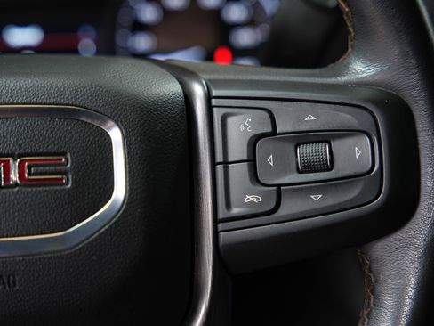 Used 2022 GMC Sierra 1500 AT4 w/ AT4 Premium Package AWD/4WD image 37