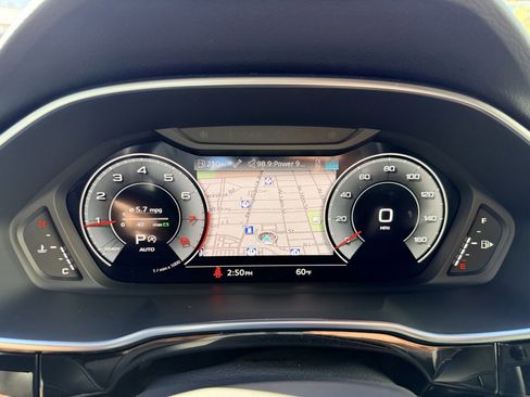 Certified 2024 Audi Q3 2.0T Premium Plus image 31