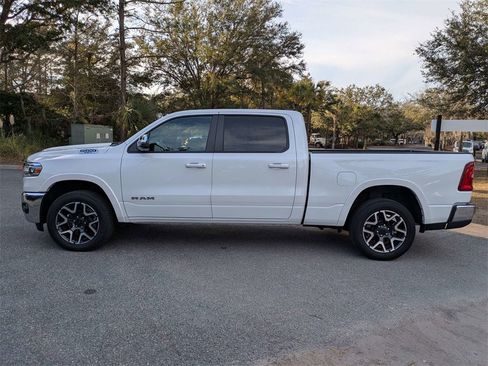Used 2025 RAM 1500 Laramie image 7