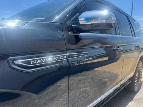 Used 2021 Lincoln Navigator Black Label AWD/4WD image 6