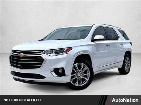 Used 2020 Chevrolet Traverse Premier FWD image 1