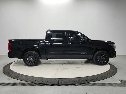 Used 2024 Toyota Tundra Platinum AWD/4WD image 8