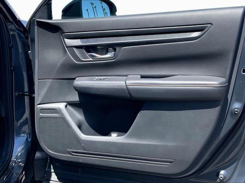 Used 2025 Honda CR-V Sport image 22