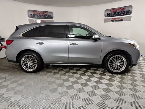 Used 2017 Acura MDX SH-AWD w/ Technology Package image 4