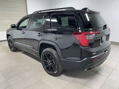 Used 2023 GMC Acadia SLE w/ Driver Convenience Package AWD/4WD image 4