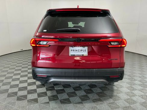 Used 2024 Toyota Grand Highlander AWD Hybrid image 6