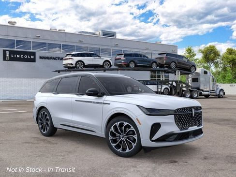New 2026 Lincoln Nautilus Reserve AWD/4WD image 7