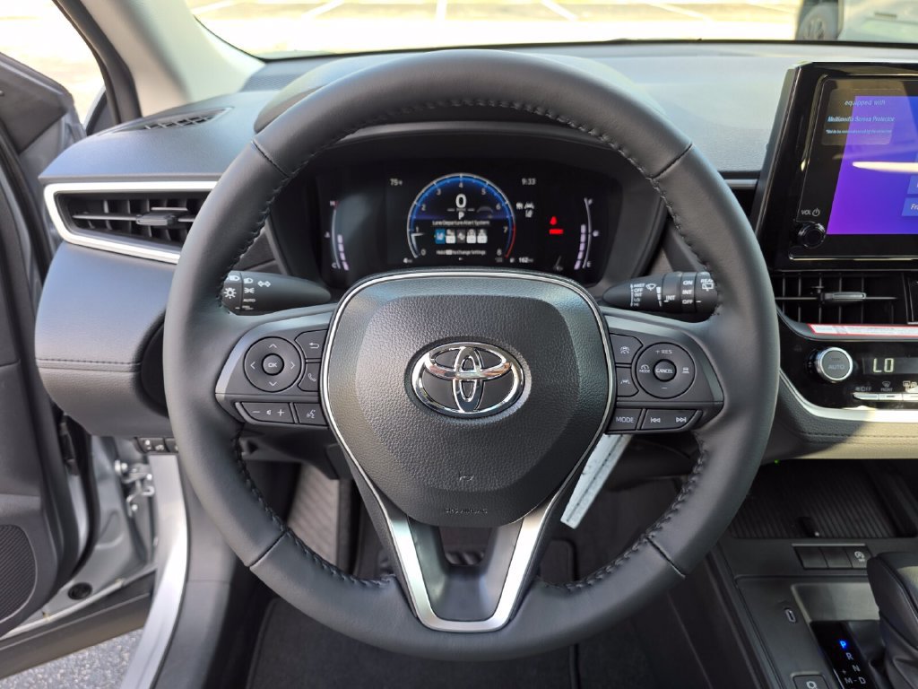 New 2026 Toyota Corolla Cross LE FWD image 28