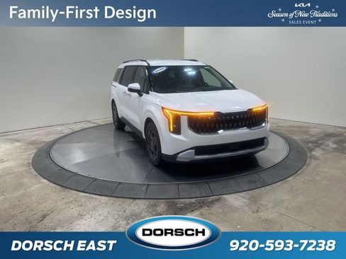 New 2026 Kia Carnival EX image 3